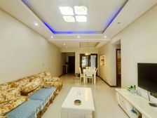 照母山下 爱琴海购物广场附近 金鹏金岭 龙湖物业 出行方便