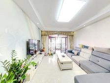 东方玫瑰园,装修四房,小区环境好,交通便利。