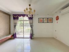 星晨花园三期 4室2厅 125平