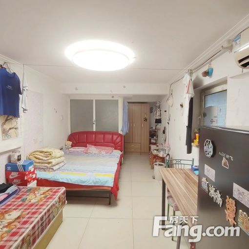  ���ƹ�¥��������һ�� 1200Ԫ/�� �Ͳ����̨ 