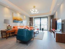 苏河湾23年豪宅,紧邻苏州河,一梯一户,南北通3房,拎包入住