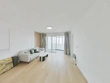 双南全明户型,采光楼层好,税少,诚意出售,满五年,看房方便