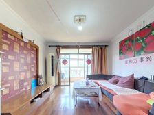 带阁楼 采光充足 南北通户型方正,看房方便