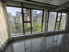 洋房精装修,带车位,采光充足,小区人车分流