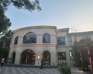 林肯公园 可个人买 餐饮独栋 单价一万 带18个车位
