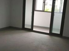 !金日东苑3楼全明次新房紧邻江帆中 。价格可谈。