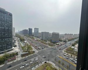 绿城晓风印月 前排景观楼层 精装修 位置好 高品质 带车位