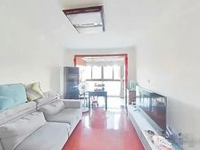 临河小区 2室1厅1卫 简装修 155万元