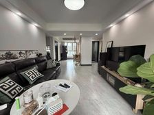 纯东边户 南北通透 全新装修 楼层位置好 诚意出售