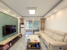 锦绣苑非常正气,楼层好、采光佳,让您居住非常舒适!