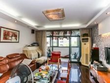 佳洲欣苑 3室2厅2卫 简装修 430万元