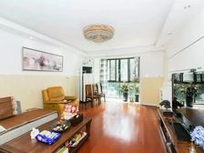 御景豪园 4室2厅2卫 简装修 670万元