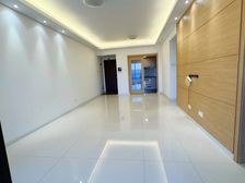 常平万科城 小三房 精装好房 满五 急售