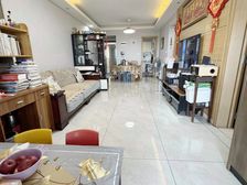 常平万科城 中间楼层采光好 环境优美 近医院 正南朝向