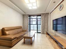 雅戈尔潇邦西区朝南精装3房,户型正气,楼层好老少皆宜价格可谈