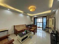 云间 现场实拍 景观楼层两房 位置好 楼层佳 戴固定车位