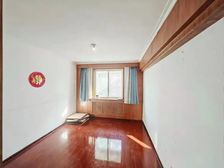 湖畔苑 精装3居室 观景房