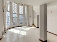 一栋洋房 7室2厅 261.1平