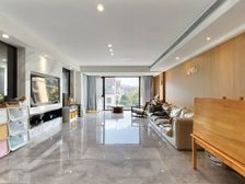 越湖家天下叠加别墅 5室送大露台 诚心出售