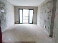 嘉宏松湖里的鱼 小区新 商品房 交通便利 双卫生间 小三居