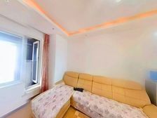 亚泰梧桐公馆 三室两厅单价6千多中间楼层 下楼地铁中东商圈