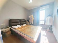 渝北鸳鸯双轻轨站 带 大四房 价十几个出售