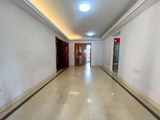 星城翠珑湾(四期) 装修好 双卫 有电梯 交通便捷 满五