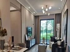 新希望·悦珑湾次顶层,采光观景好,双卧客厅朝南,南向面