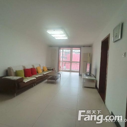  �����㡿���Ƽ�ׯС�� �ϱ�ͨ͸��װ���� 2000Ԫ/�� 