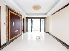 恒大帝景 3室2厅2卫 精装修 410万元 174平米