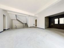 融创苏州桃花源 6室2厅5卫 毛坯 6588万元