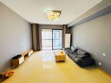 中南樾府,洋房,三室两厅,房东诚心出,价格好谈,双阳台