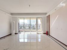 城阳世茂璀璨天城电梯新房观景房看房方便装修