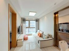 双轨交通,房东诚心出售,临近中环广场,精装修,带车位