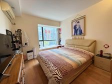 地杰一期,31的正气飞机户型,中间楼层,精装修拎包入住