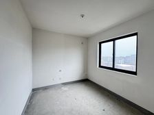 泽贤苑 奉贤金汇南向三房 满五简装92平仅140万