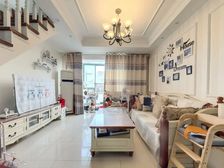 北外滩复式四房 高区可看黄埔江 楼上不算面积 房东急卖