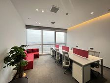 财富中心A座 1人专属办公卡位 雷格斯联合办公 品牌家具全包