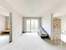 经典小三居,中间楼层,采光视野好,价格好商量