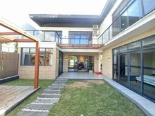 来电看房石梅湾别墅!实得280平带泳池院子,外地可公积金贷款