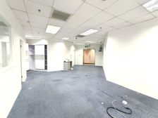 中信广场 业主直租 方正实用 视野开阔 租金6字头