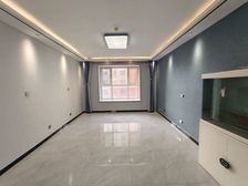 四中!桃城区盛世桃城三期3室两卫低楼层 紧邻信誉楼 老证