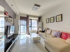 翡翠城四期 标准套三户型,客厅正带阳台,采光视野好