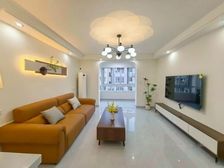 宝铭浦秀苑东区,大两房,楼层好,双卫生间,房龄新,近地铁。