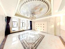 金隅悦城晟悦园 三层别墅边户大院 带俩车位 豪华装修