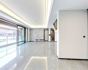 建发央玺4室2厅南北