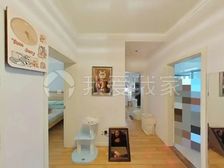 喜欢简单,不会凌乱。喜欢低调,不会张扬。月季园2室