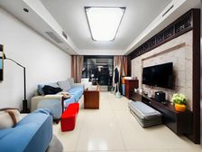 房东急售,商品电梯高楼层,满五 ,拎包入住,随时看房!