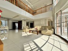 业主出国急售|世纪村顶复|四层带泳池|海景|南北通透看房方便