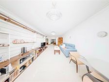 业主诚售!诚售!懂的来!小区中心临河,南北通透,近地铁